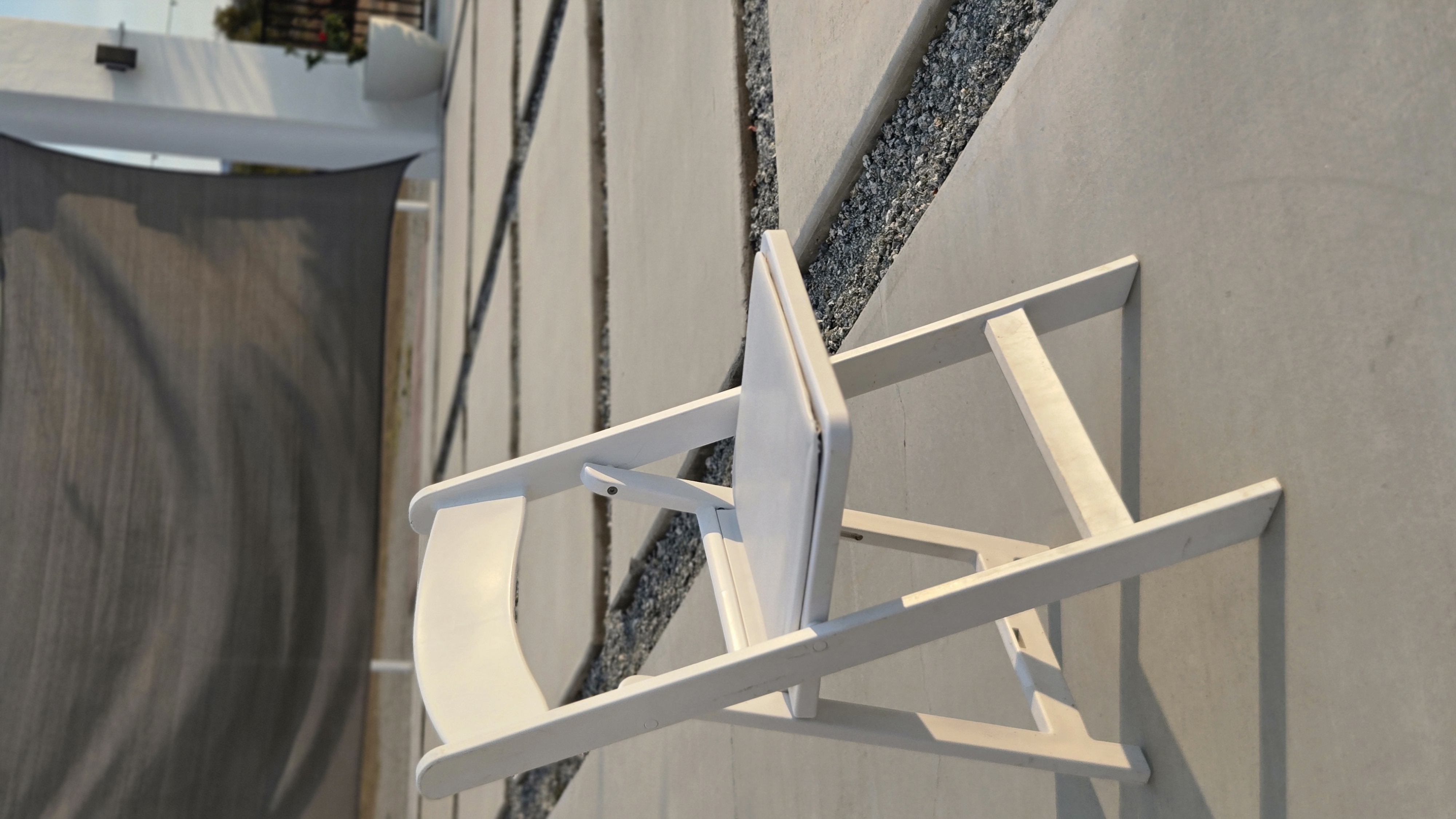 Resin White Folding Chair